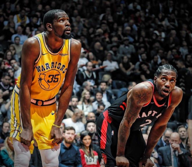 梅西附体！安东尼欧联超车后1V3吊射 10场6球2助打脸曼联+巴西男足（安东尼欧联神作：超车后1V3挑射，近10战6球2助，打脸曼联与巴西男足）