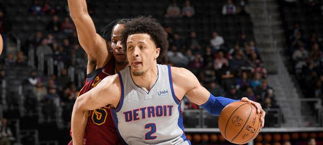 美国演员约翰尼-德普现场观看博卡比赛，并与里克尔梅合影（美国影星约翰尼·德普现身博卡比赛，与里克尔梅合影）