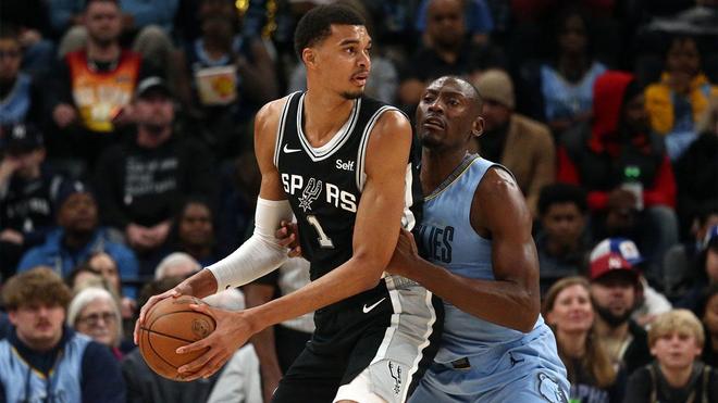 记者：罗马联系法比奥-席尔瓦团队，但若吉拉西离队他将留下（记者：罗马已接触法比奥-席尔瓦团队，若吉拉西离队他将留队）