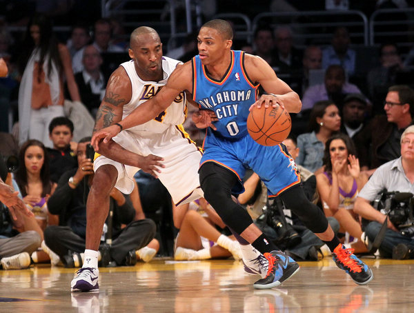 西甲榜首之争白热化（西甲榜首争夺战升级）