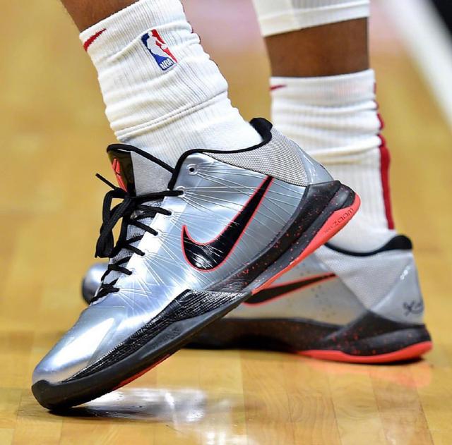 米体：路易斯-恩里克表现低迷，对阵比萨或成他的最后机会（米体：路易斯-恩里克战绩不振，战比萨或成最后自救之战）