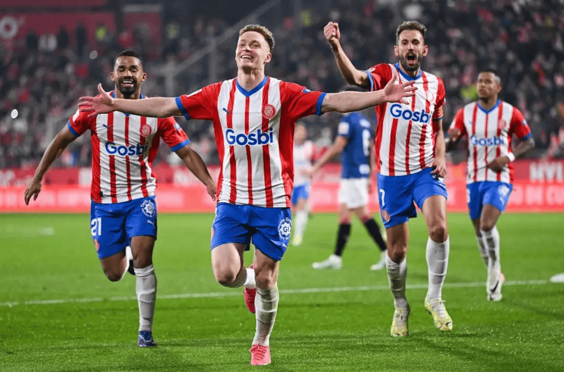 他起跳那一刻对手就绝望了（他跃起之时，对手的希望瞬间归零）