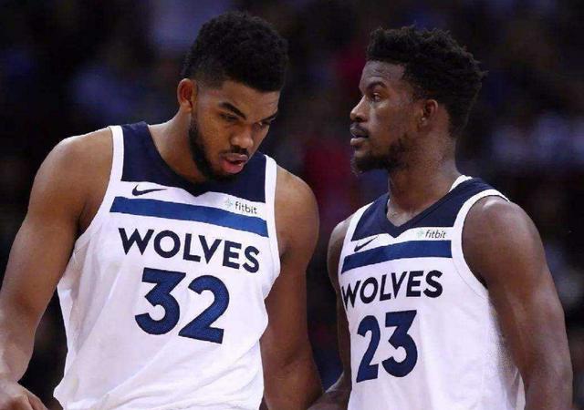 西甲：皇马主场3-0击败皇家贝蒂斯（西甲：皇马主场三球完胜皇家贝蒂斯）