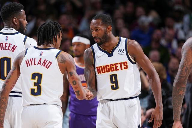 戴维对乌迪内斯的进球被吹越位，但VAR划线似乎存在问题（戴维对阵乌迪内斯的进球被判越位，VAR画线判定存疑）